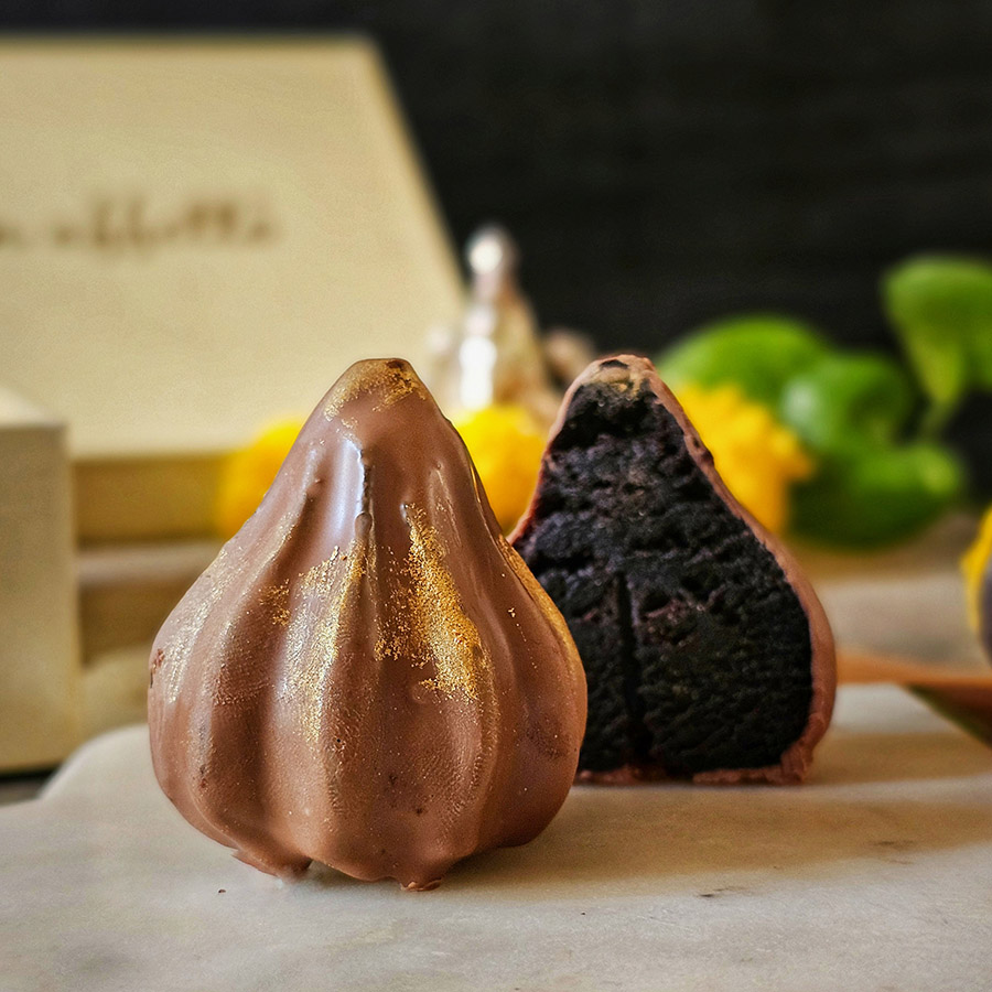 Cake Truffle Collection - Modak Cake Pops 
